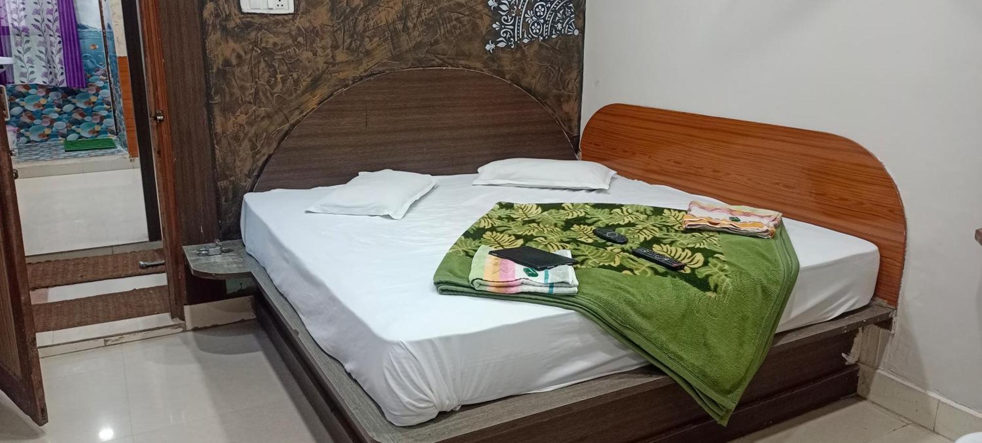 New Hotel Rajvihar Пачмарай Экстерьер фото