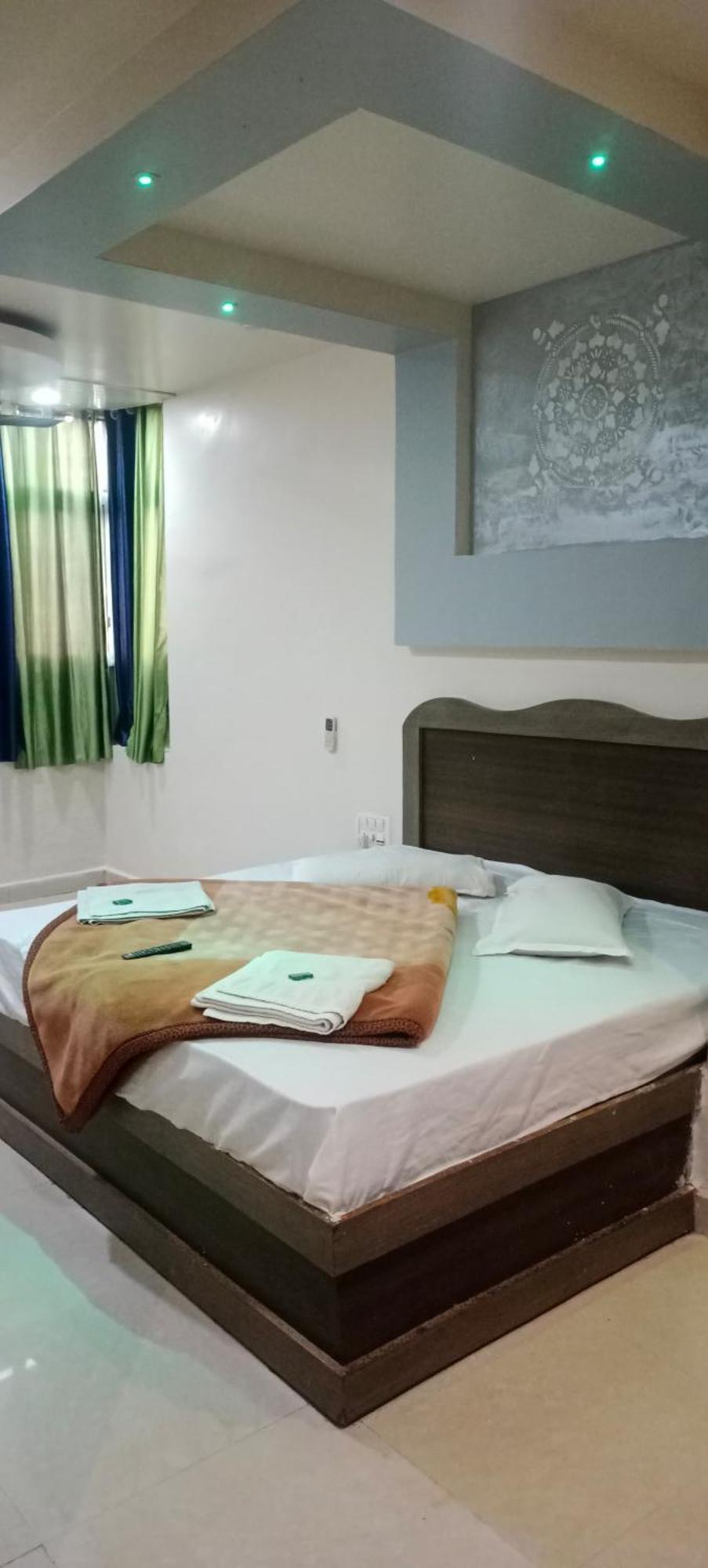 New Hotel Rajvihar Пачмарай Экстерьер фото